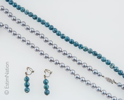 PERLES COLLIERS
Set of pearls including:...