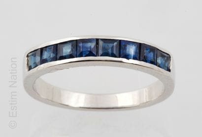 DEMIE ALLIANCE ARGENT ET SAPHIRS
Half wedding...