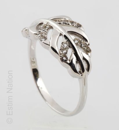 BAGUE OR ET TOPAZES
Ring in white gold 9K...
