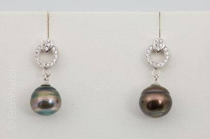 BOUCLES D'OREILLES PERLE TAHITI
Pair of 925...