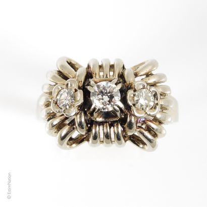 BAGUE DIAMANTS
Ring in white gold 750°/00...