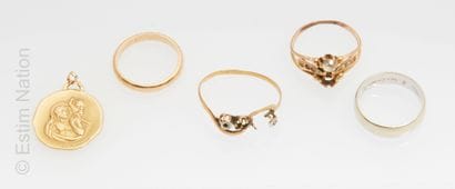 BIJOUX 
Set of jewelry in 18K gold (750°/00)...