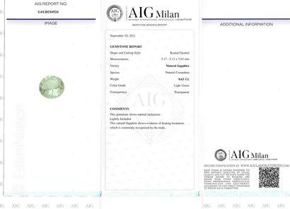SAPHIR SOUS SCELLÉ ET CERTIFICAT
Un saphir...