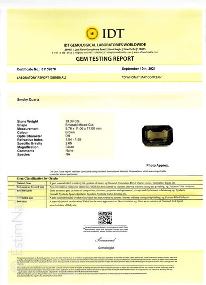 QUARTZ FUMÉ ET CERTIFICAT
Un quartz fumé...