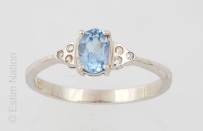 BAGUE OR, AIGUE MARINE ET DIAMANTS
Ring in...
