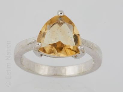BAGUE ARGENT ET CITINE
Silver ring (925 thousandths)...