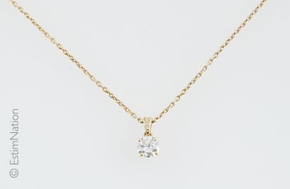 PENDENTIF OR DIAMANT
Set consisting of a...