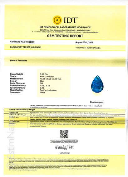 TANZANITE SUR PAPIER ET CERTIFICAT
Une tanzanite...