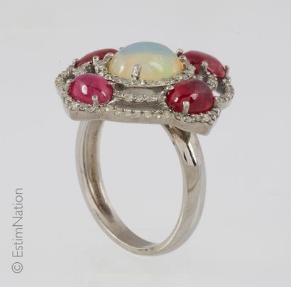 BAGUE ARGENT, OPALE ET RUBIS
Silver ring...
