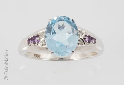 BAGUE ARGENT TOPAZES ET AMÉTHYSTES
Silver...