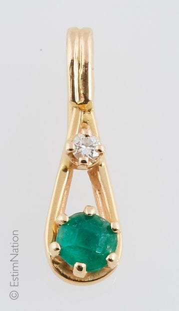 Pendentif Or Emeraude
18K (750°/00) yellow...