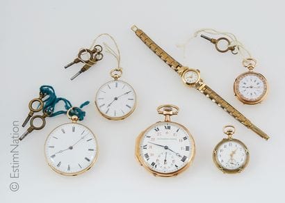LOT DE MONTRES
A set of five 18k yellow gold...