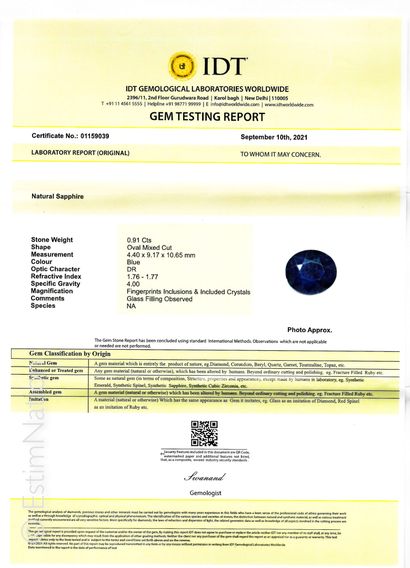 SAPHIR SUR PAPIER ET CERTIFICAT
A sapphire...