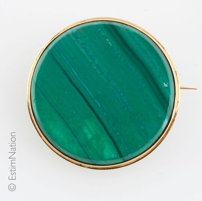 BROCHE OR
A round brooch in 18K (750°/00)...