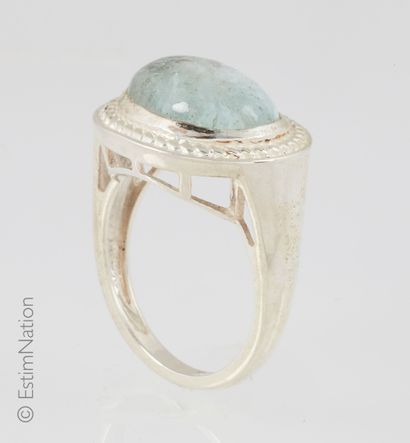 BAGUE ARGENT ET AIGUE MARINE
Silver ring...
