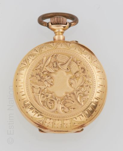 MONTRE OR
Neck watch in 18K yellow gold (750°/00)...