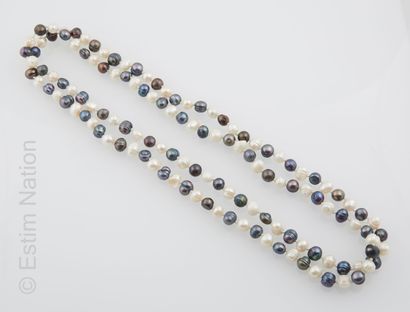 SAUTOIR PERLES
Long necklace of white and...