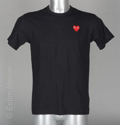 PLAY COMME DES GARCONS (2015)

TEE SHIRT...