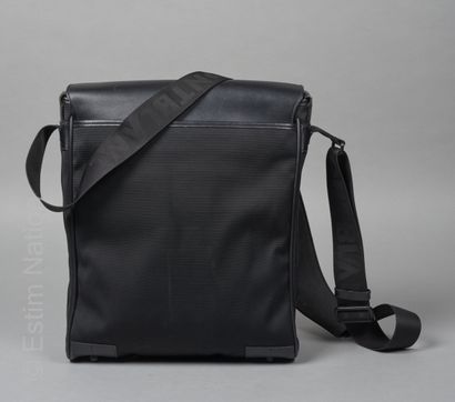 MONTBLANC
BESACE en toile façon ottoman et...