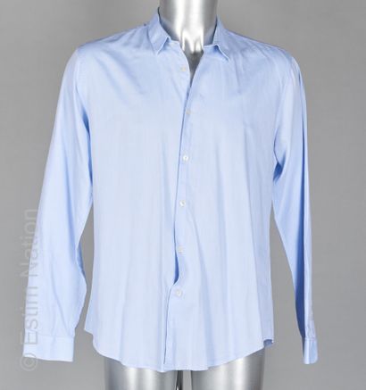 BALIBARIS

CINQ CHEMISES en coton bleu et...