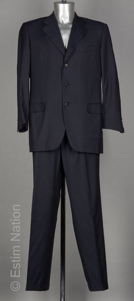 LANVIN
COSTUME en laine encre façonné de...