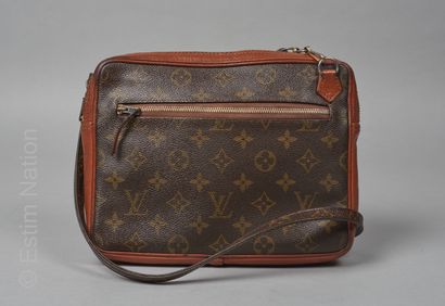 LOUIS VUITTON CIRCA 1970
POCHETTE bandoulière...
