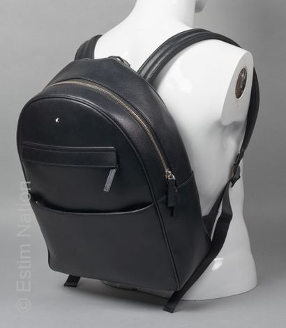 MONTBLANC
SAC A DOS en cuir strié noir, intérieur...