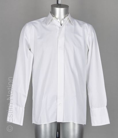 VERSACE, DOLCE & GABBANA, CLAUDE LAURENT
TROIS...