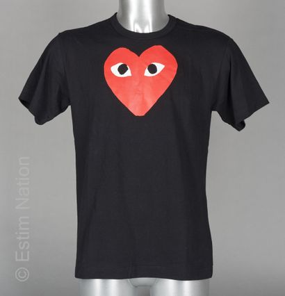 PLAY COMME DES GARCONS (2016)

TEE SHIRT...