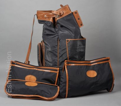 GIANFRANCO FERRE VINTAGE (N° 10739), ANONYME

SAC...