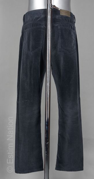 BERLUTI
PANTALON en coton milleraies encre...