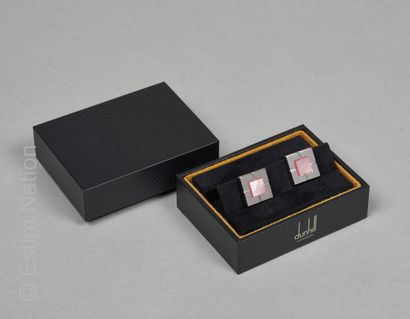 DUNHILL
PAIRE DE BOUTONS DE MANCHETTE carrés...