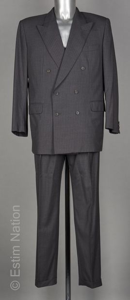 NINA RICCI LIGNE RICCI-CLUB
COSTUME en laine...
