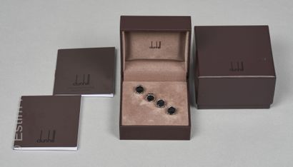 DUNHILL
ENSEMBLE DE QUATRE BOUTONS DE COL...