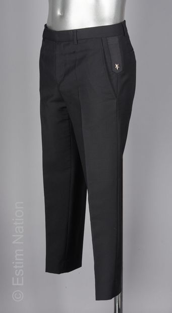 GIVENCHY PAR RICCARDO TISCI (COLLECTION PRINTEMPS-ETE...
