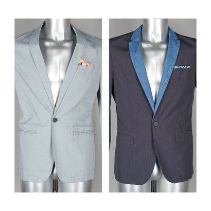IKKS
DEUX VESTES : la première en laine grise,...