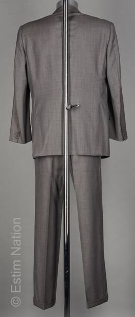 NINA RICCI LIGNE RICCI-CLUB
COSTUME en laine...