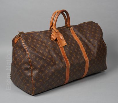 LOUIS VUITTON (1982)

SAC 