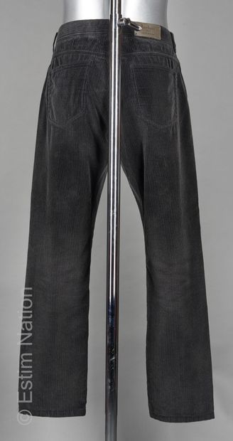 BERLUTI
PANTALON en coton milleraies anthracite...