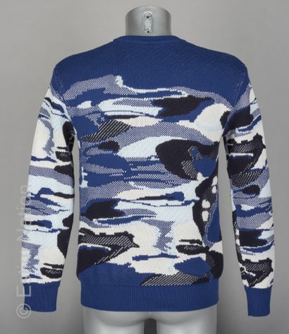 LOUIS VUITTON
SWEATER en tricot de coton...