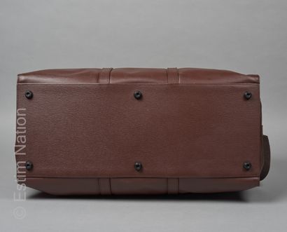 MONTBLANC
SAC DE VOYAGE en cuir strié chocolat,...