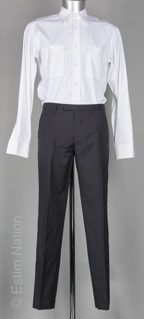 HUGO BOSS, BOSS ORANGE
DEUX PANTALONS classiques...