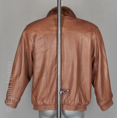 ANONYME Vintage 
BLOUSON PELISSE en cuir...