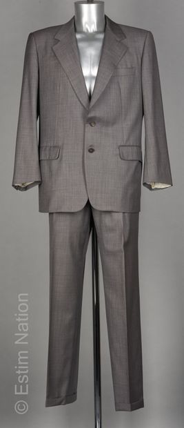 NINA RICCI LIGNE RICCI-CLUB
COSTUME en laine...