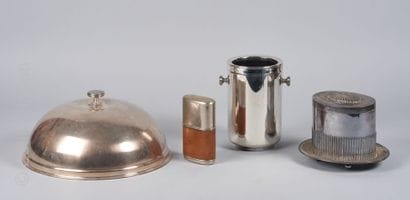 ARGENTERIE MODERNE - MAESTRI
MAESTRI



-Cloche...