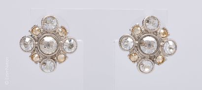 CHANEL (COLLECTION AUTOMNE-HIVER 2012)
PAIRE...