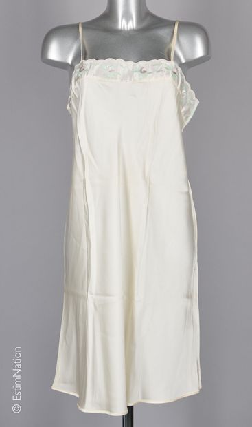 YVES SAINT LAURENT LINGERIE
ROBE combinaison...