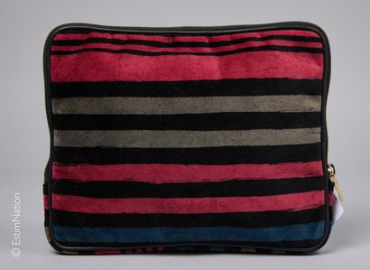 SONIA RYKIEL
ETUI DE TABLETTE série 