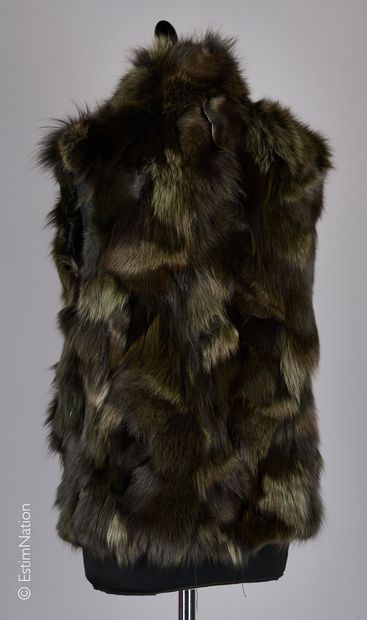 ADRIENNE LANDAU
VESTE sans manches en patchwork...
