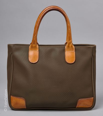 LANCEL VINTAGE
SAC en toile enduite taupe...